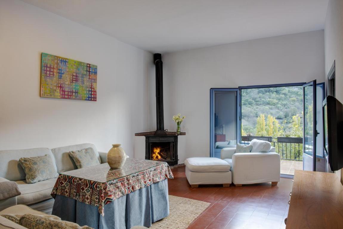 Stunning Home Benamahoma 4 Bed - Sierra Grazalema Bagian luar foto